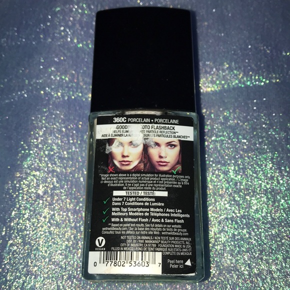 3/$15 wet n wild Photo Focus Matte Foundation - Porcelain (Fair Warm) - Picture 4 of 5